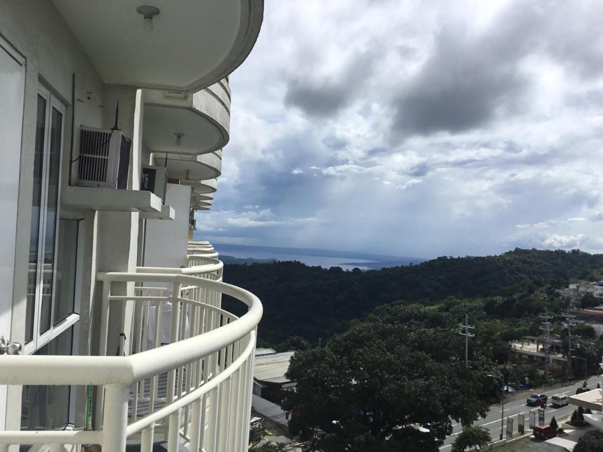 Condo With Free Swimming Pool & Viewing Deck Tagaytay City Exteriér fotografie