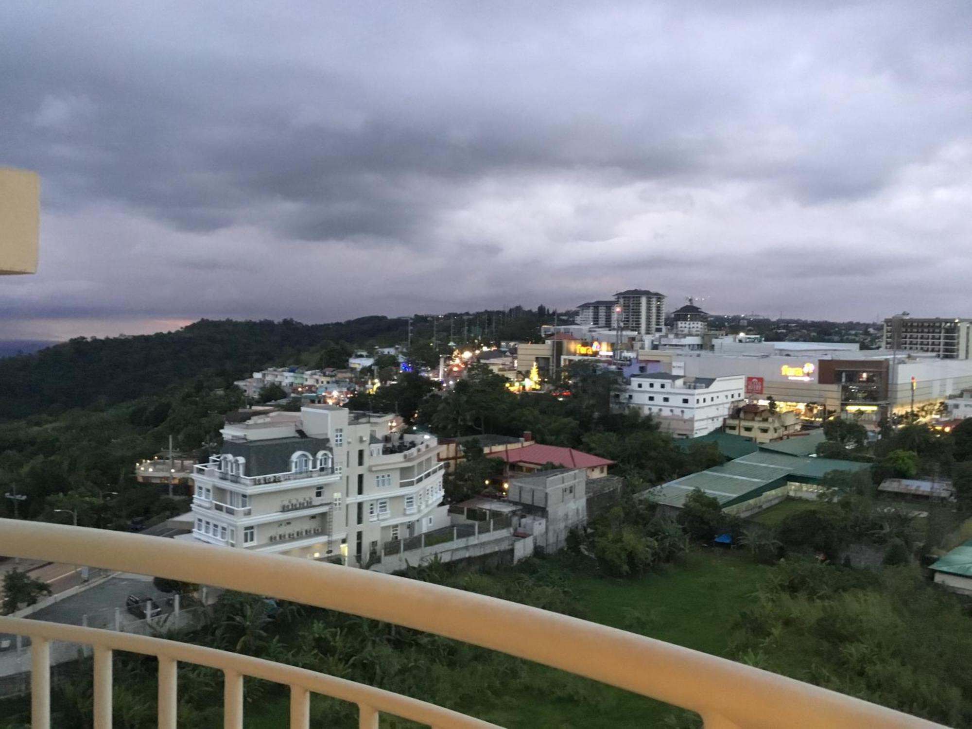 Condo With Free Swimming Pool & Viewing Deck Tagaytay City Pokoj fotografie